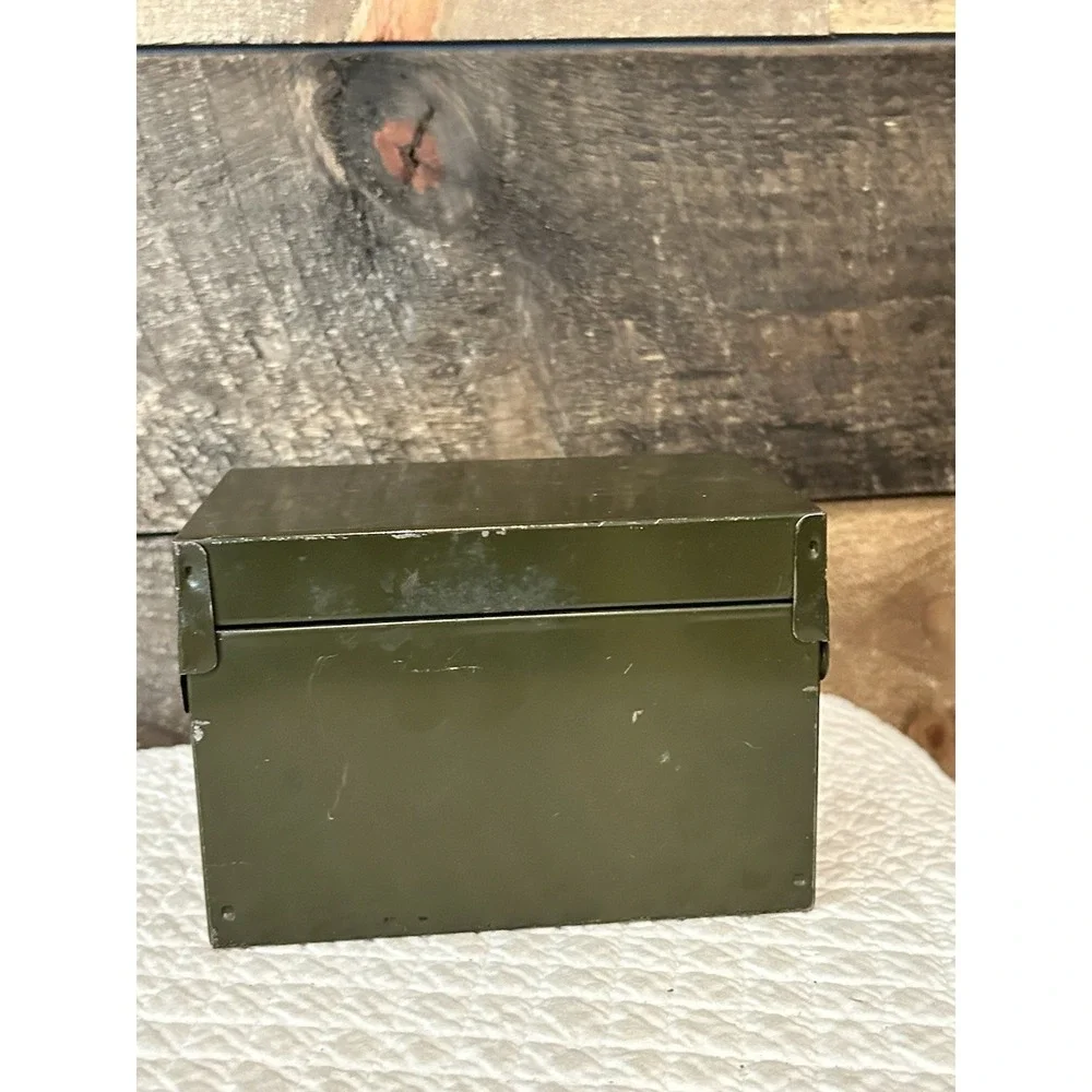 Vintage Green Index Recipe Filing Tin Metal Hinged 3x5‎ Box with Cards Dividers